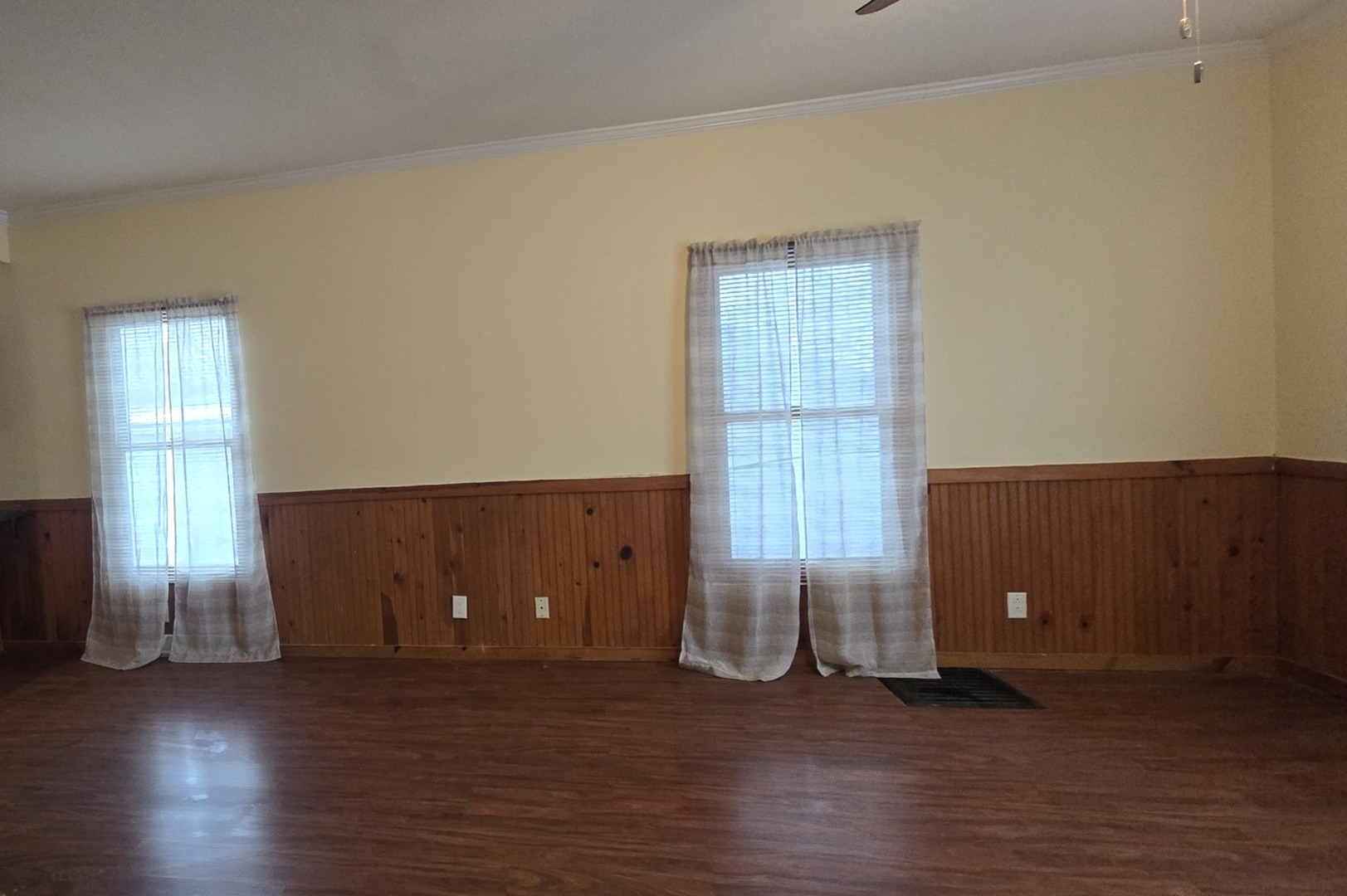 12531373 Property Photo 3