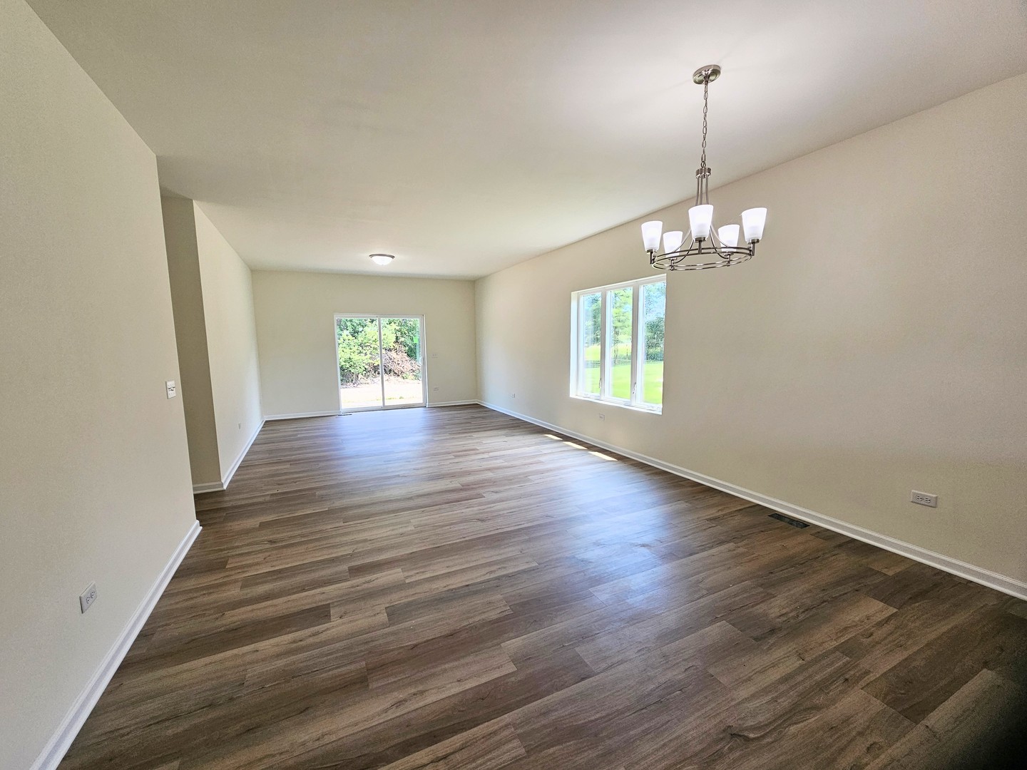 26740 W Old Kerry Property Photo 3