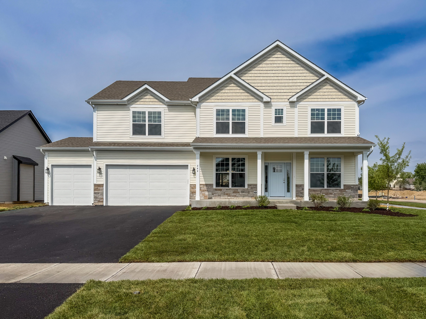 644 Houtz Circle Property Photo 1