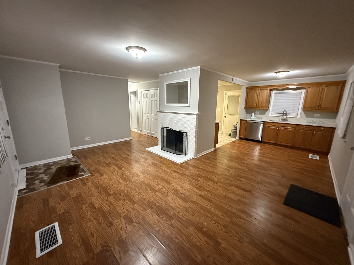 142 Marquette Street Property Photo 9