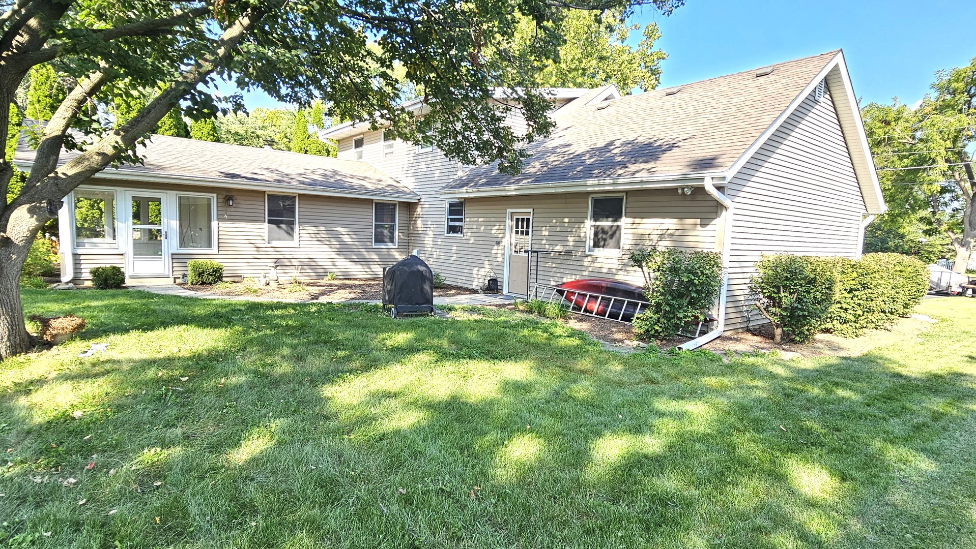 205 N Lincoln Street Property Photo 6
