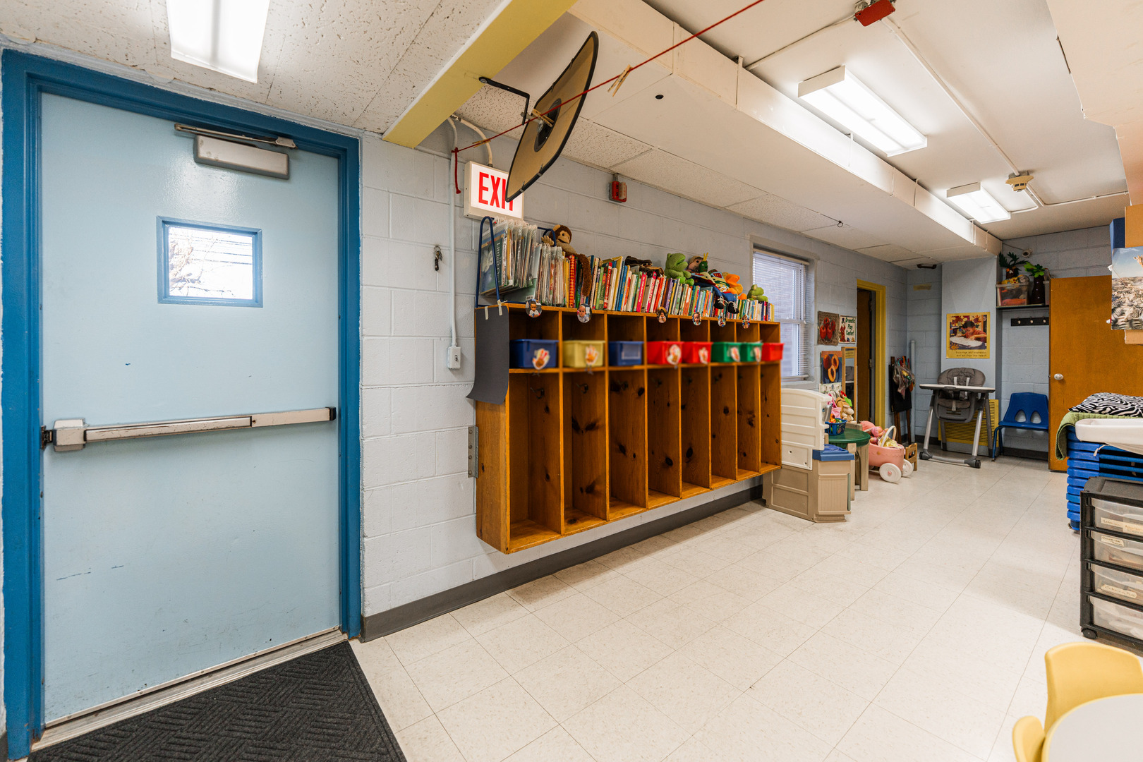 6116 W Irving Park Road Property Photo 19