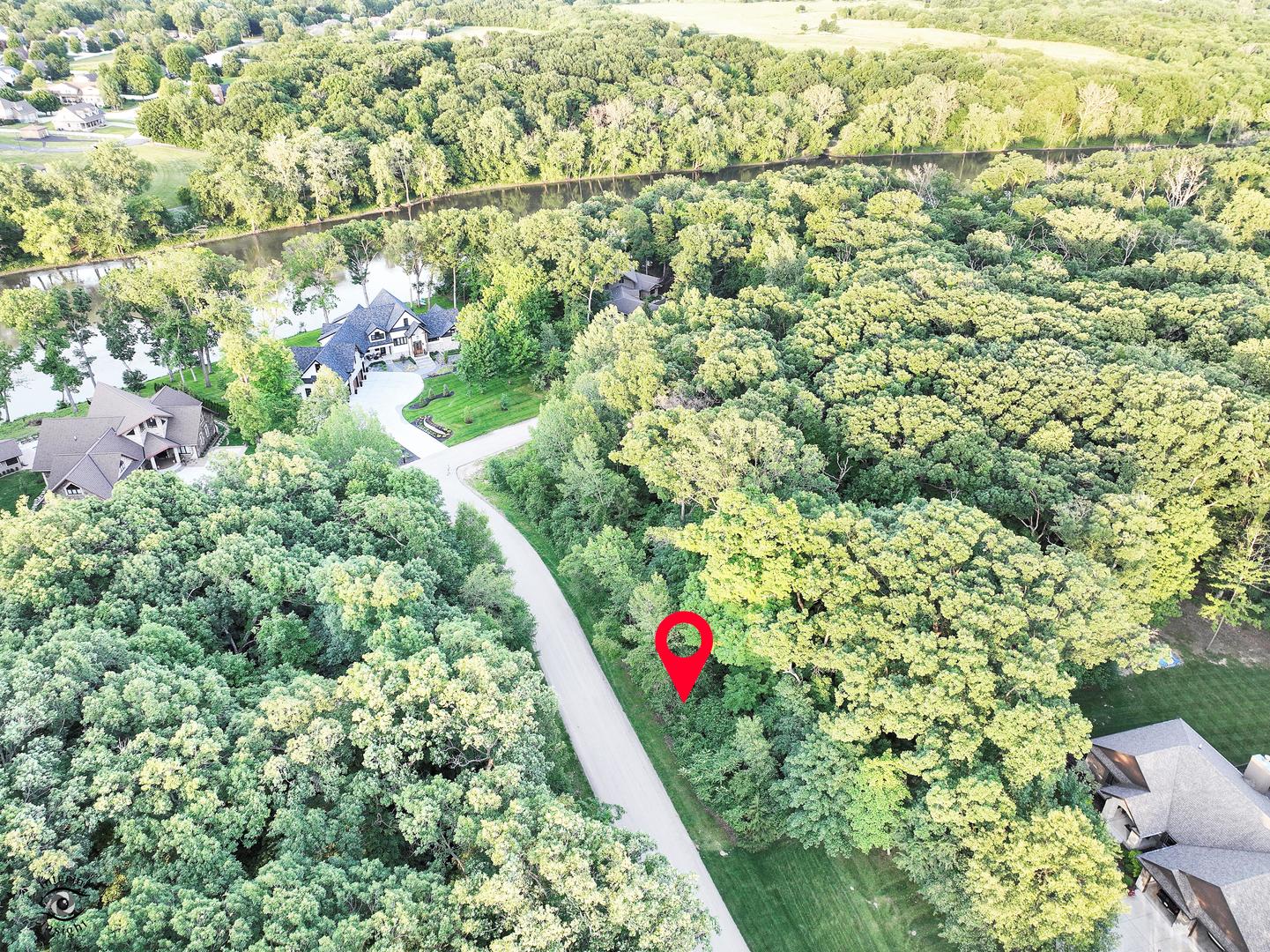 1268 Deer Path Property Photo 7