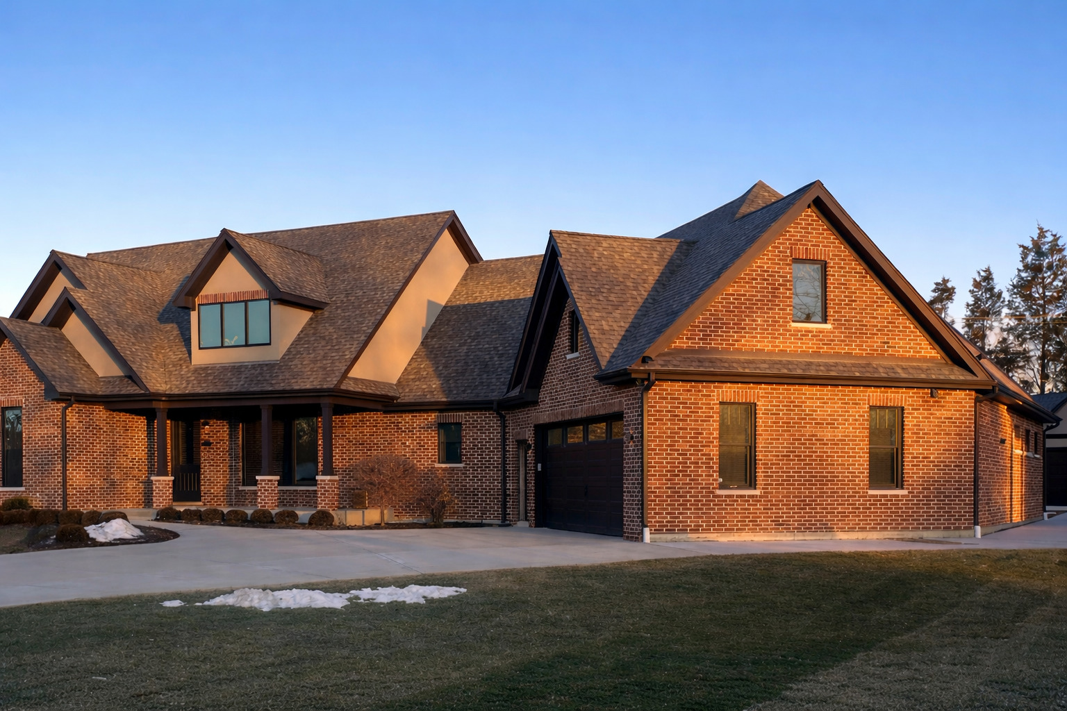 740 67th Place Property Photo 1