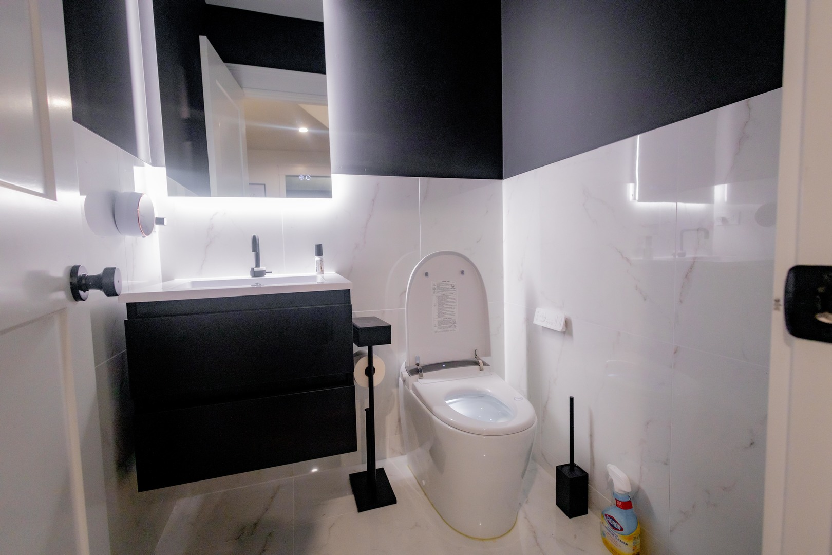 740 67th Place Property Photo 10