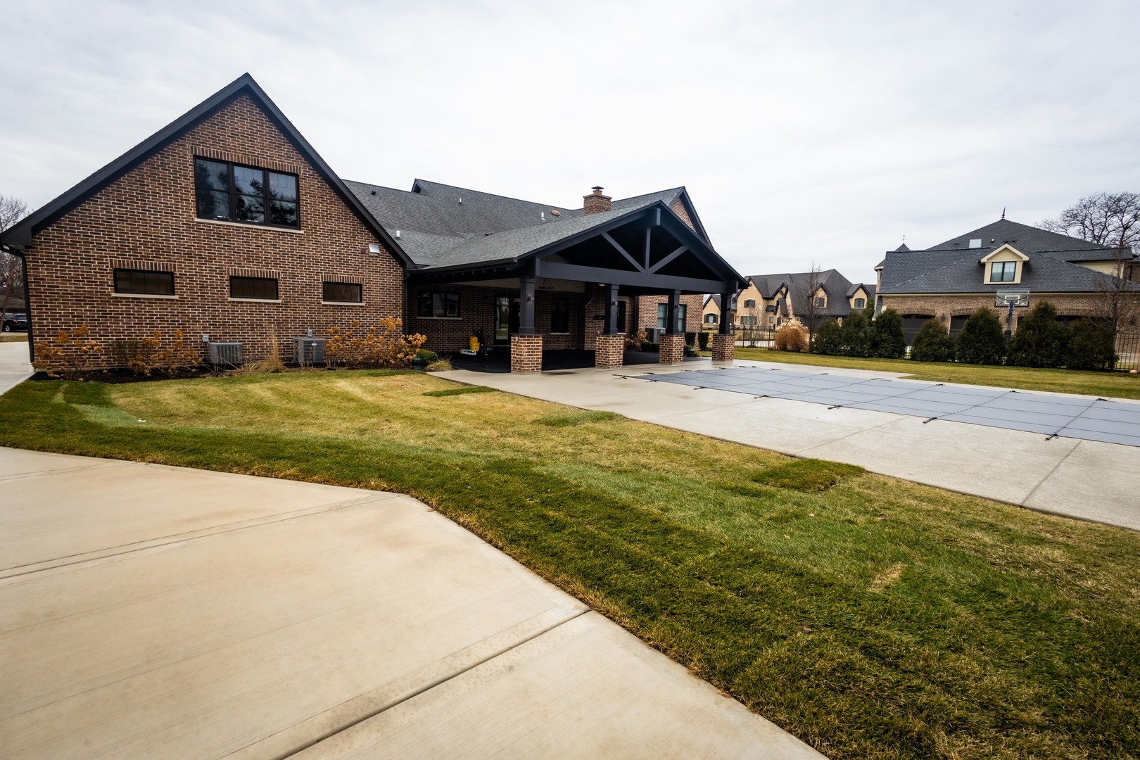 740 67th Place Property Photo 20