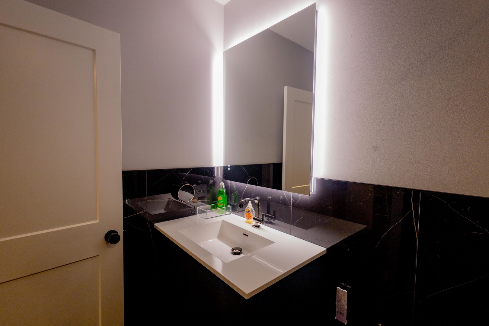 740 67th Place Property Photo 28