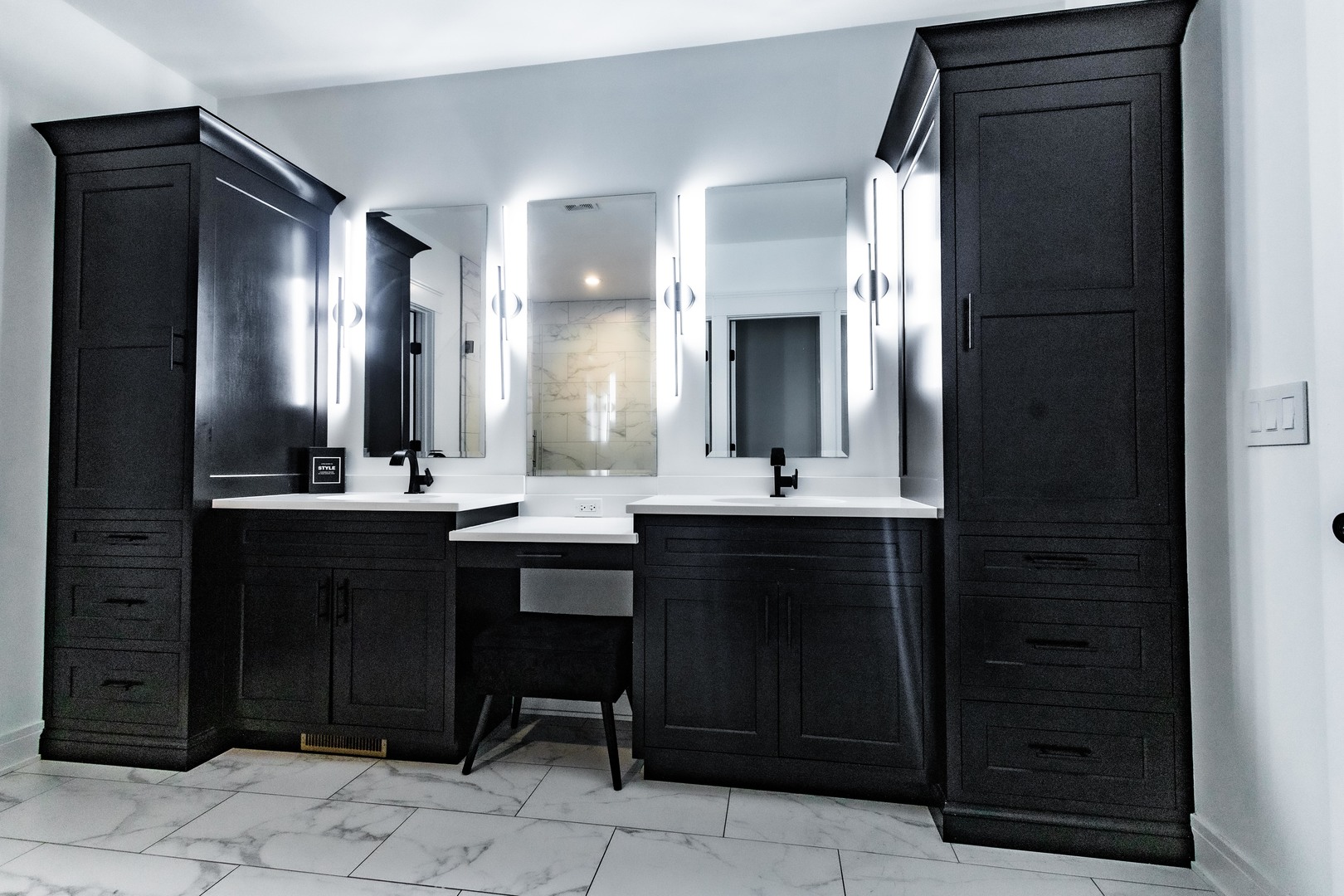 740 67th Place Property Photo 37