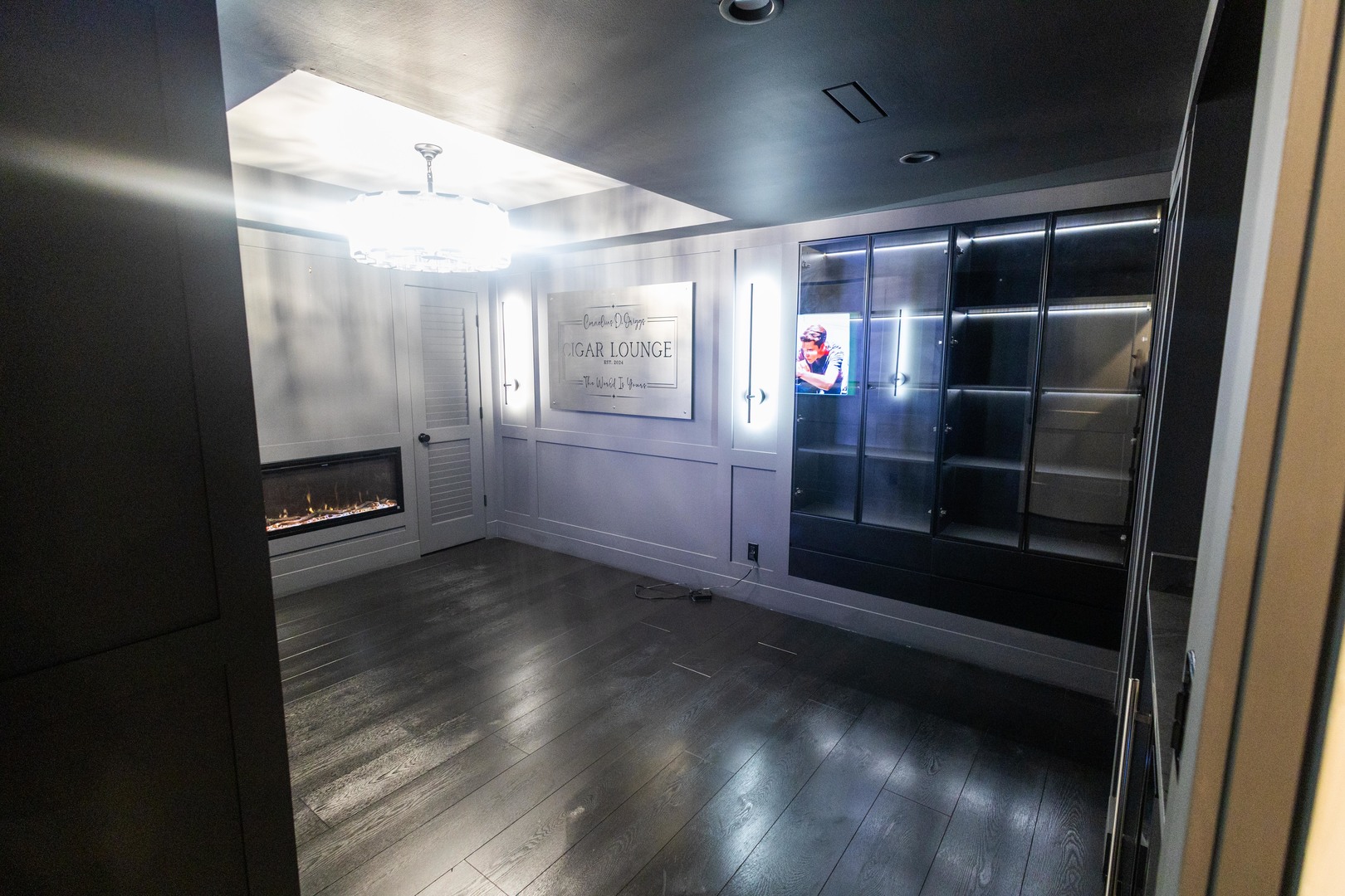 740 67th Place Property Photo 45