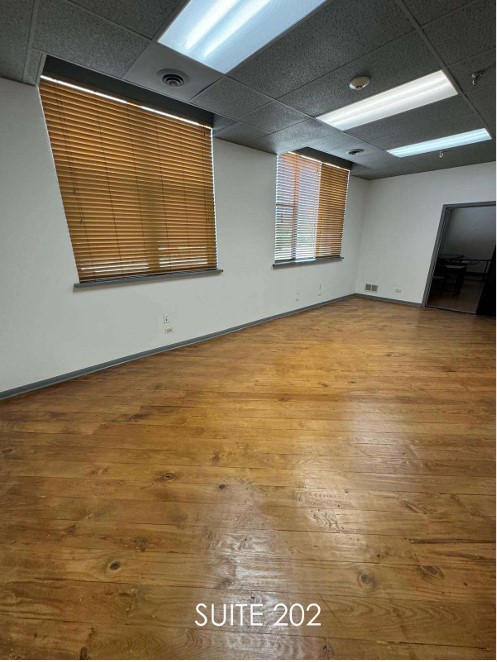 3000 Madison Street Property Photo 14