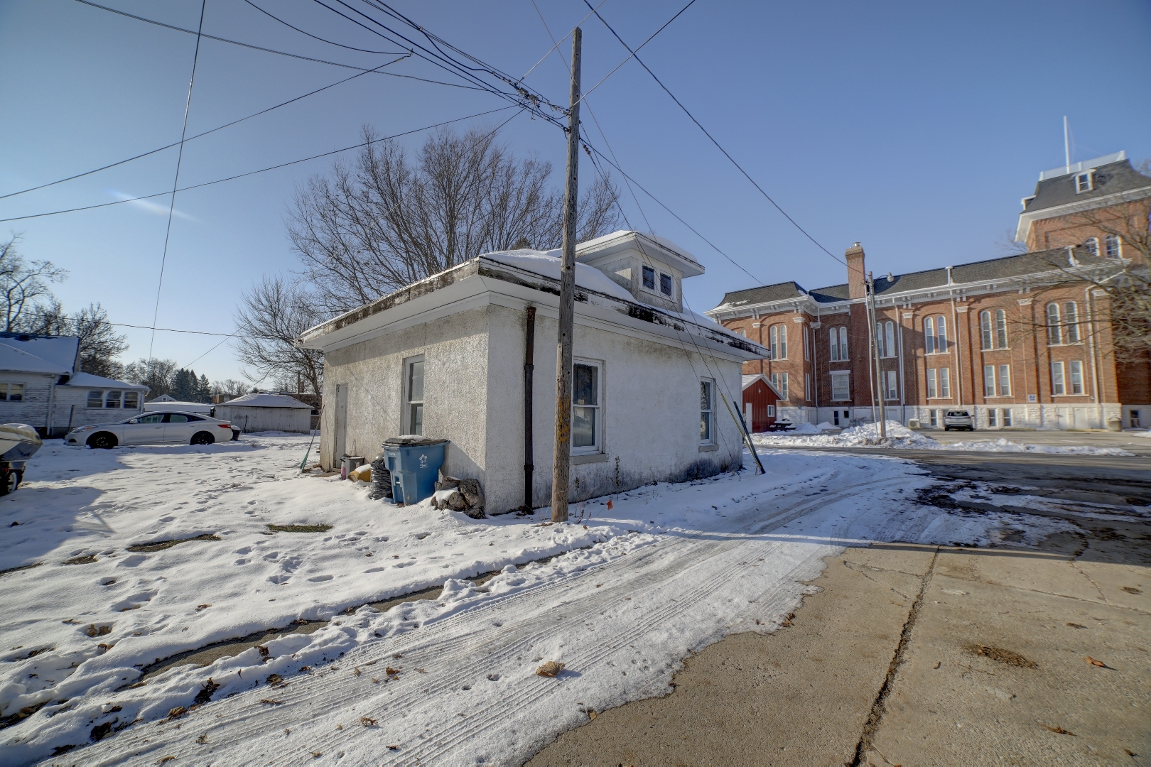 215 S 3rd Street Property Photo 4