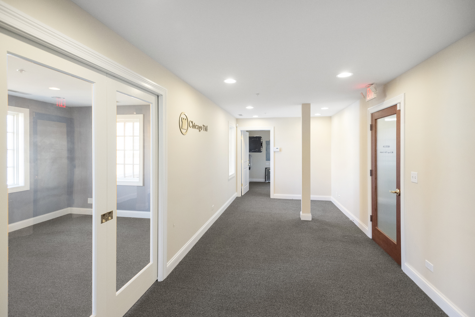 10 E Scranton Avenue Property Photo 14