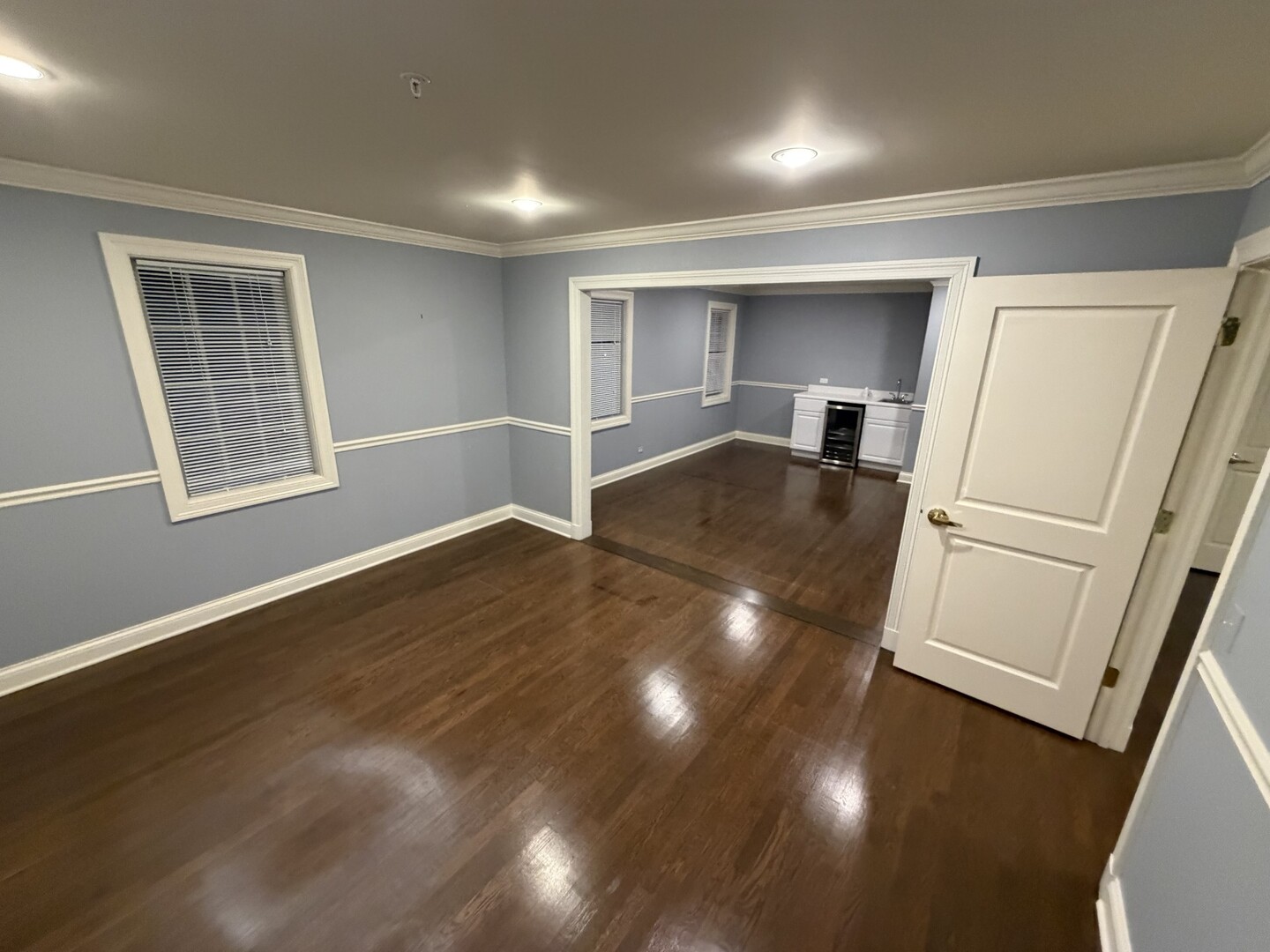10 E Scranton Avenue Property Photo 19