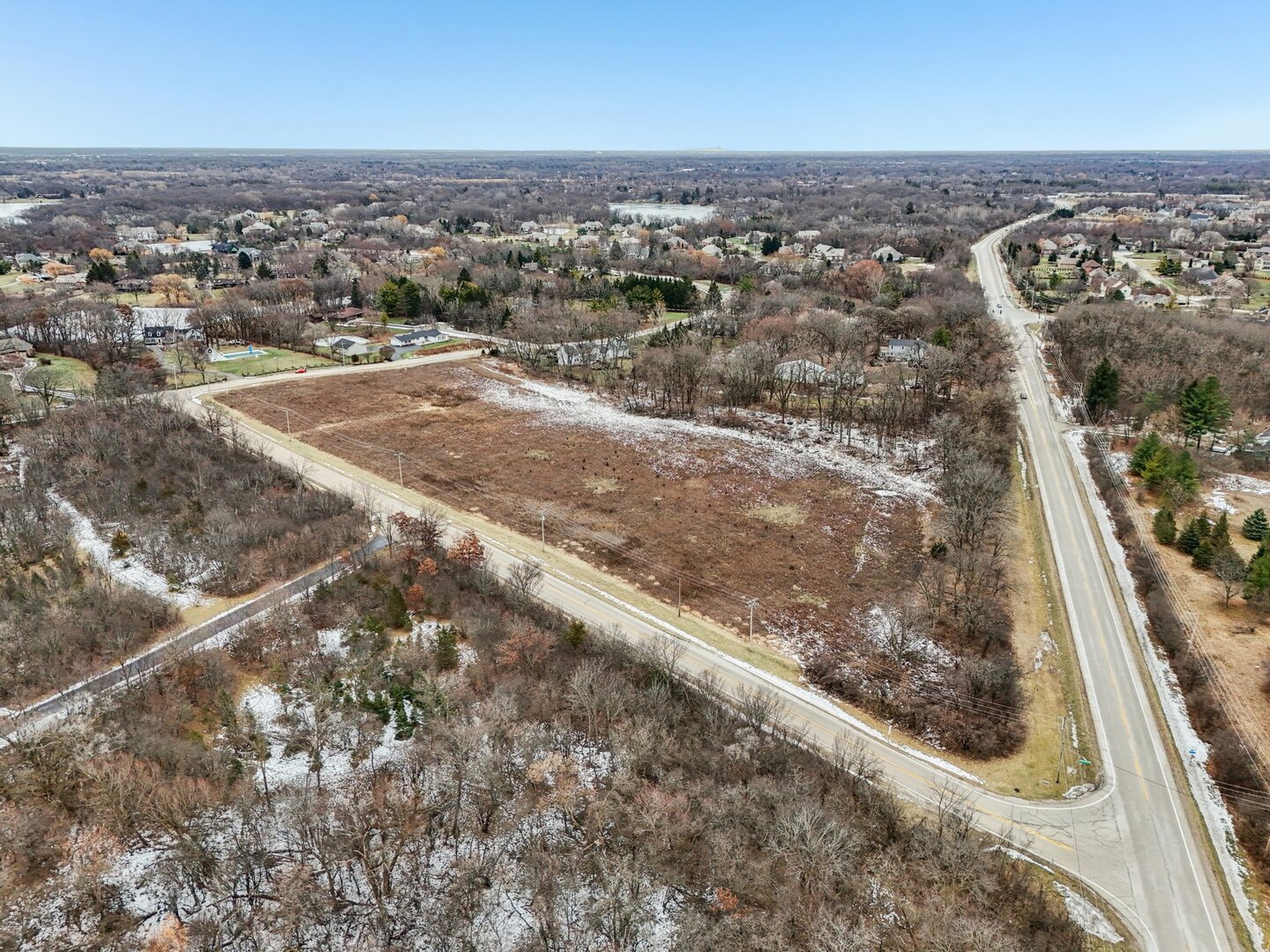 21707 W Lakeview Parkway Property Photo 10