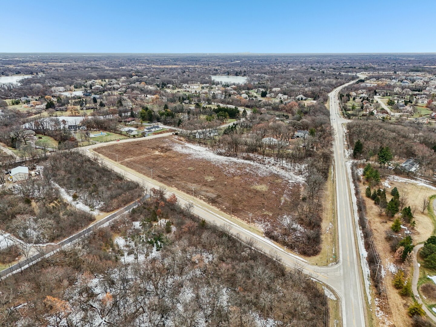 21707 W Lakeview Parkway Property Photo 11