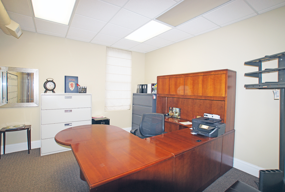 111 E Van Buren Street A Property Photo 4
