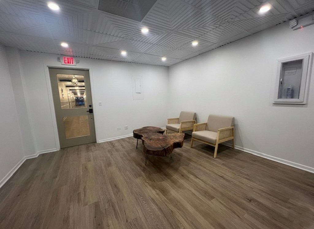 620 State Route 31 1-10 Property Photo 15