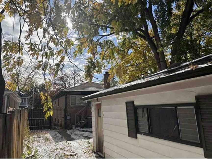 3607 Monroe Street Property Photo 3