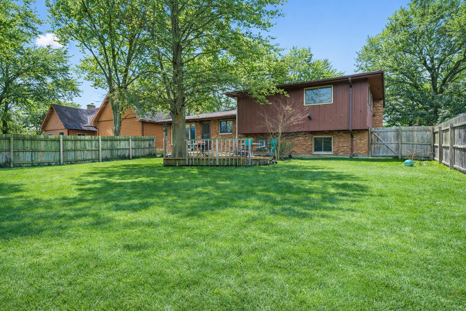 18341 Poplar Avenue Property Photo 14