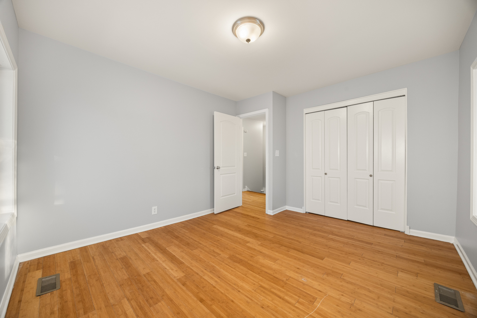 1118 S 7th Avenue Property Photo 11