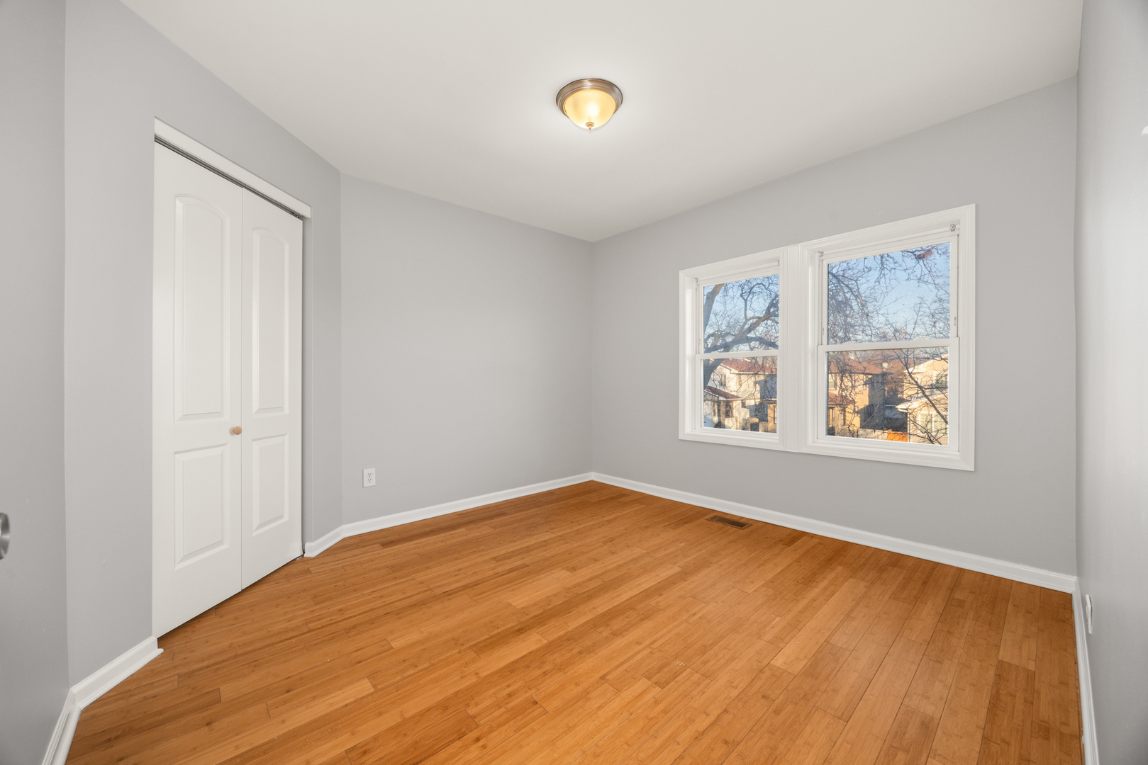 1118 S 7th Avenue Property Photo 16