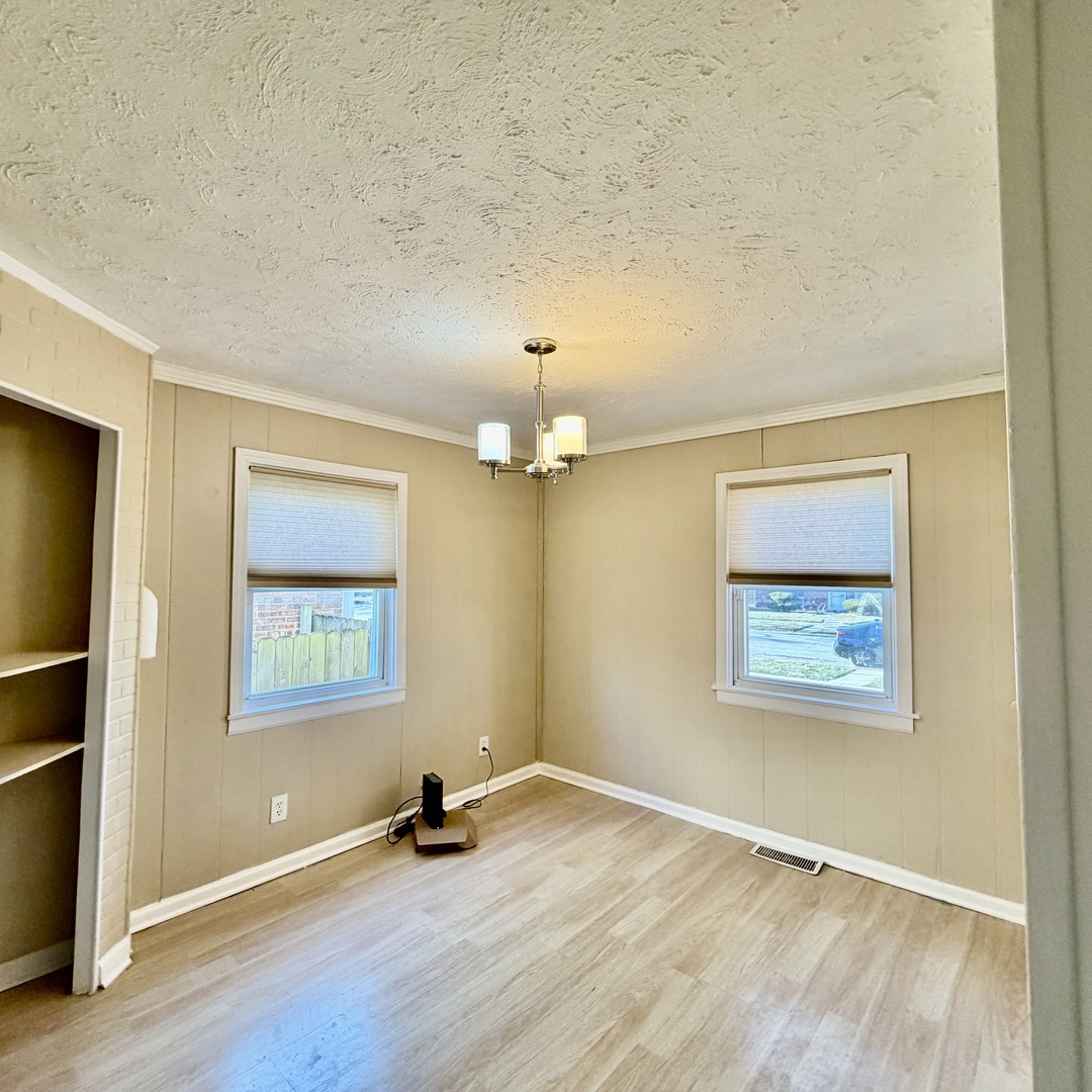 1475 Lincoln Avenue Property Photo 8