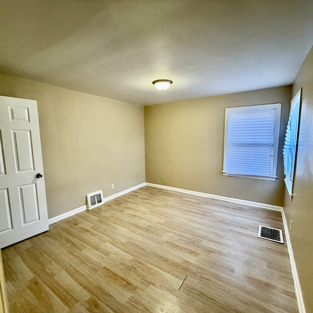 1475 Lincoln Avenue Property Photo 10