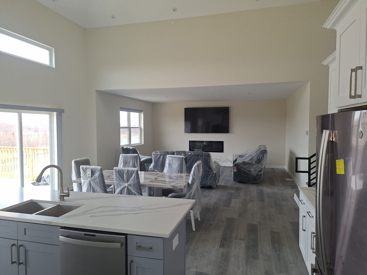 6704 Bridle Path Drive Property Photo 4