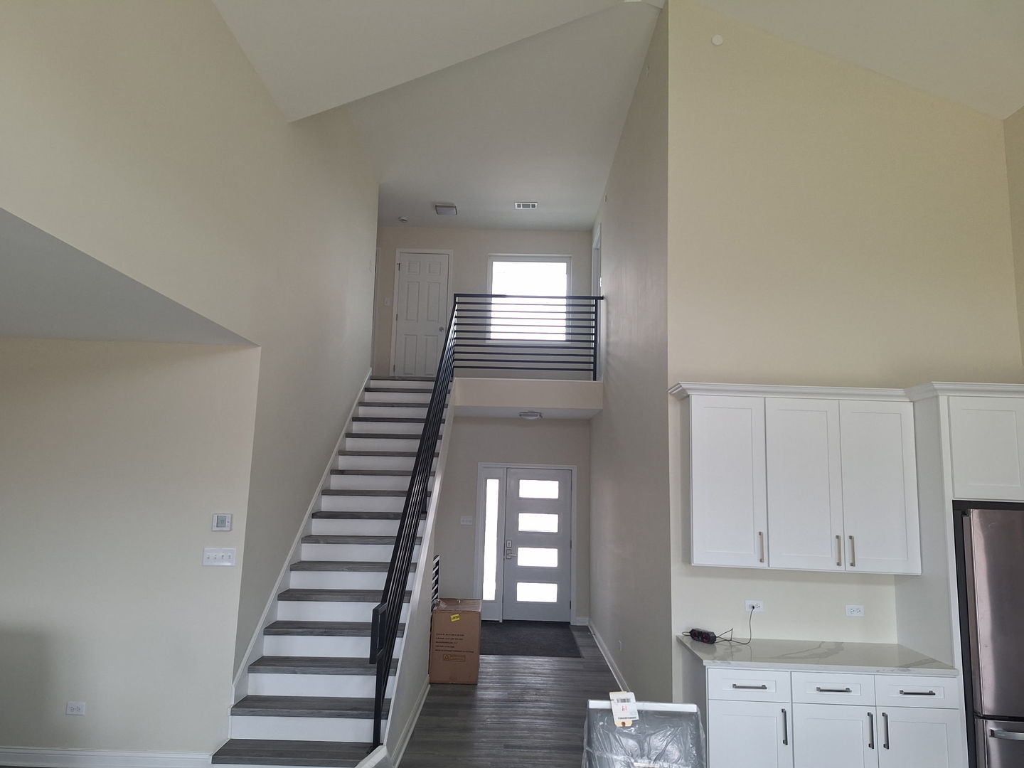 6704 Bridle Path Drive Property Photo 5