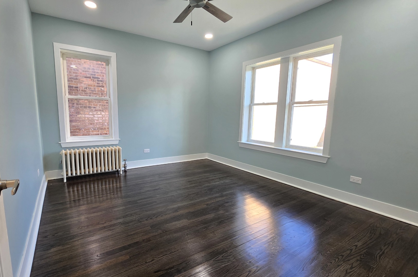 3051 N Austin Avenue 1r Property Photo 4