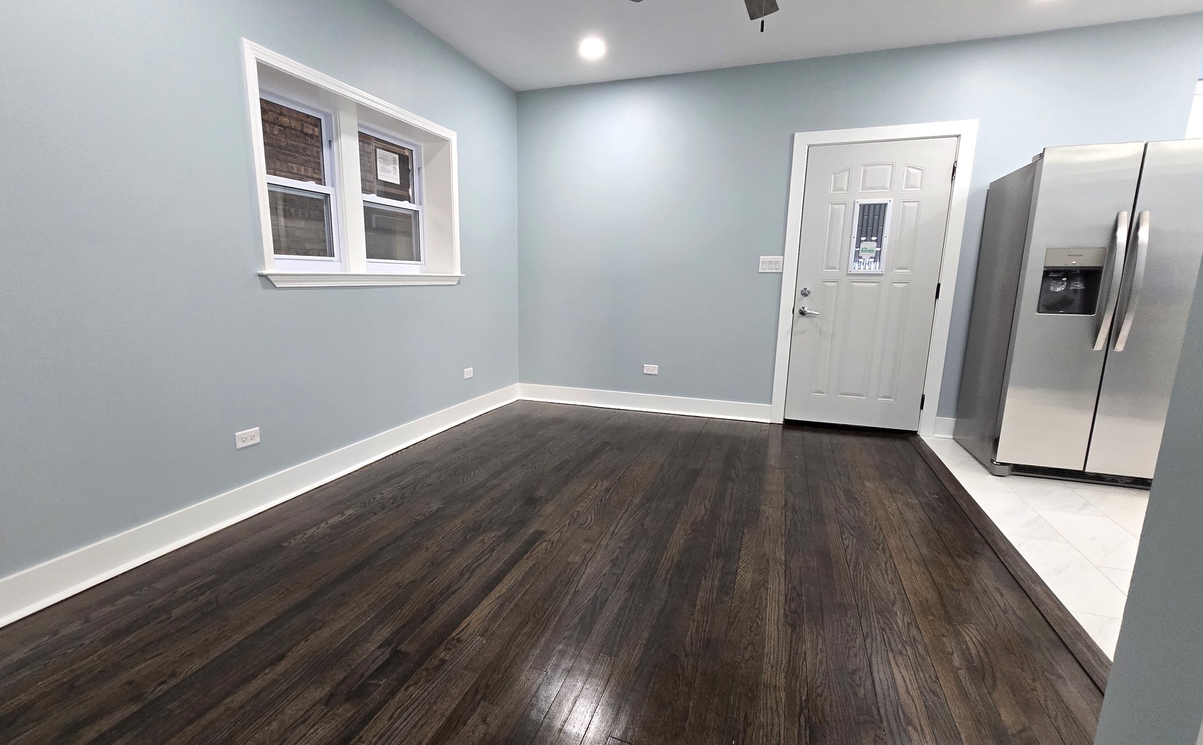 3051 N Austin Avenue 1r Property Photo 5