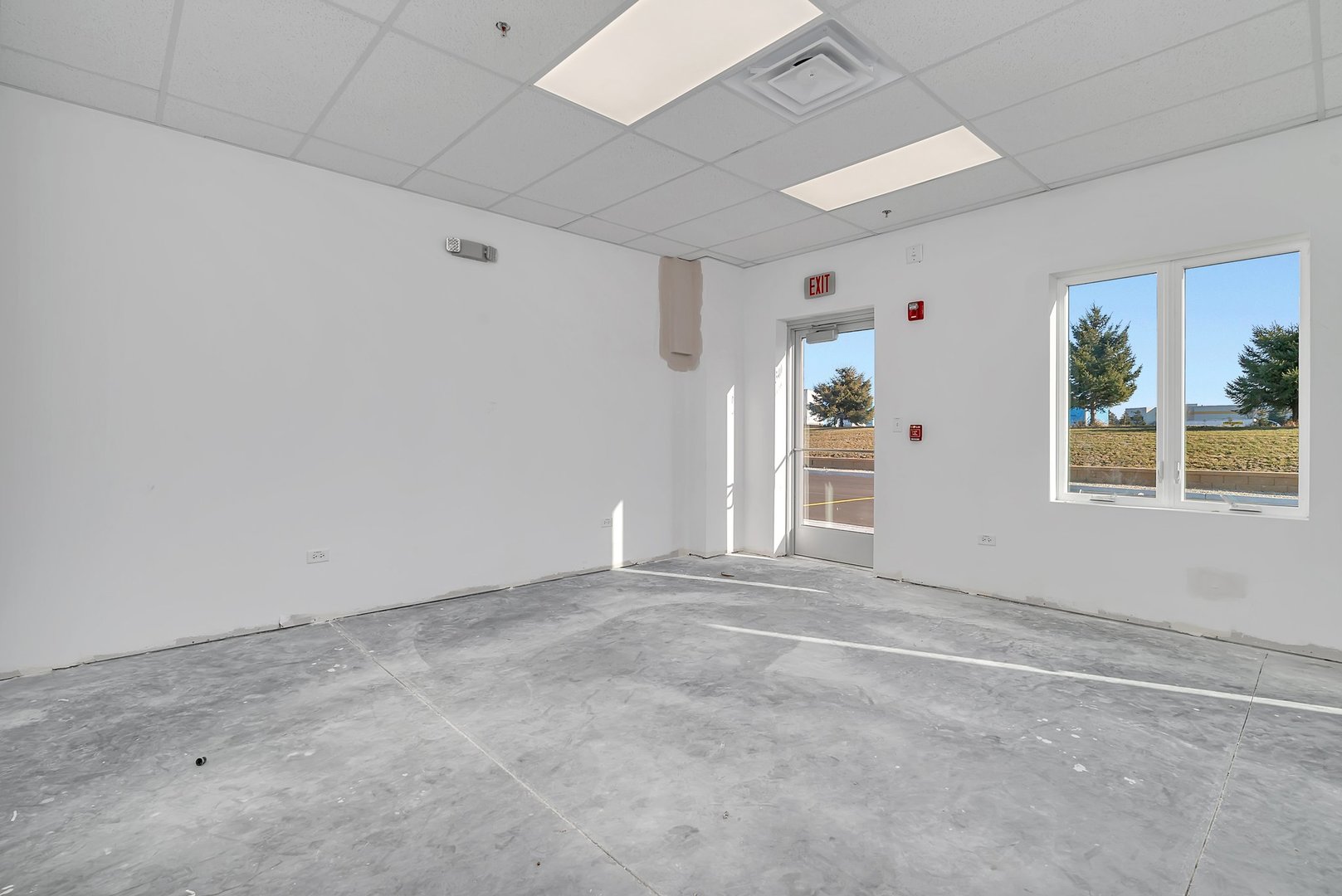 6350 W Emerald Parkway 103-106 Property Photo 22