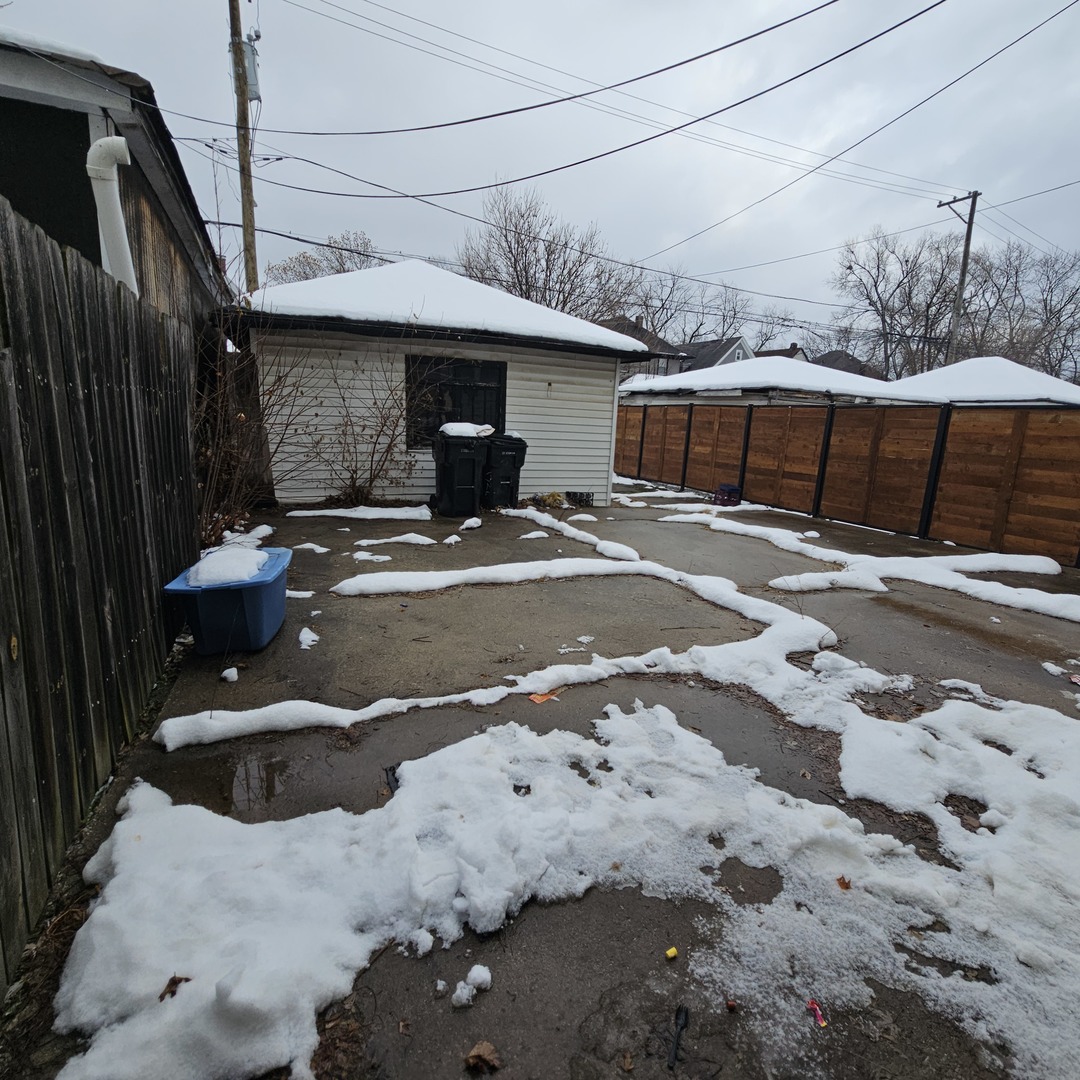 919 N Long Avenue Property Photo 4