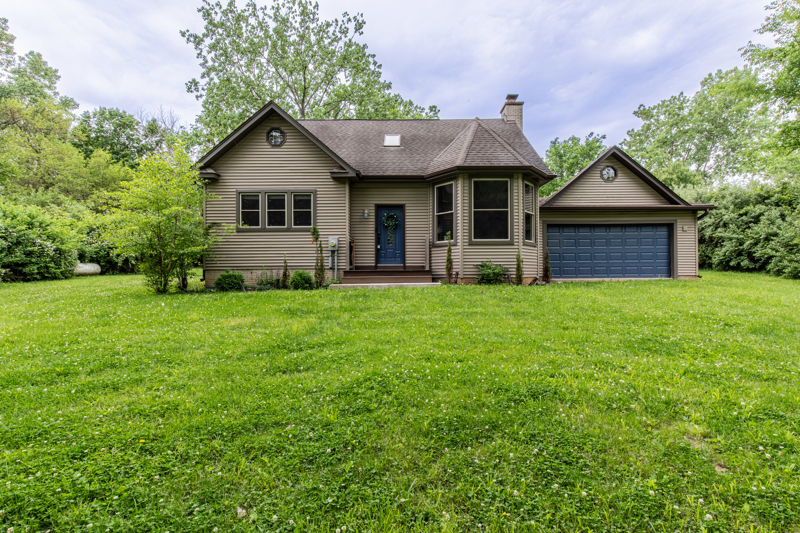 8 Birch Drive Property Photo 1