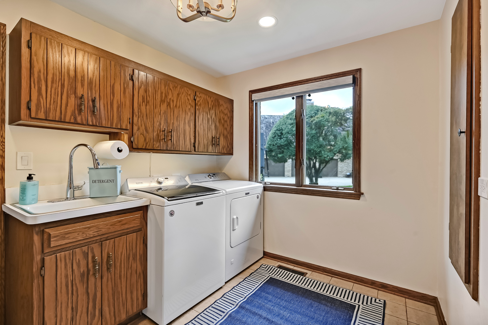 5 Regent Court Property Photo 16