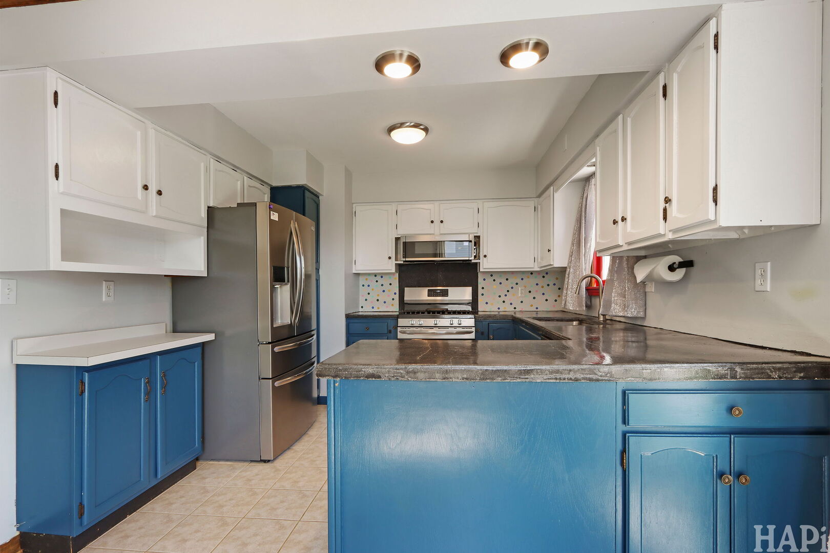 414 Cedar Street Property Photo 6