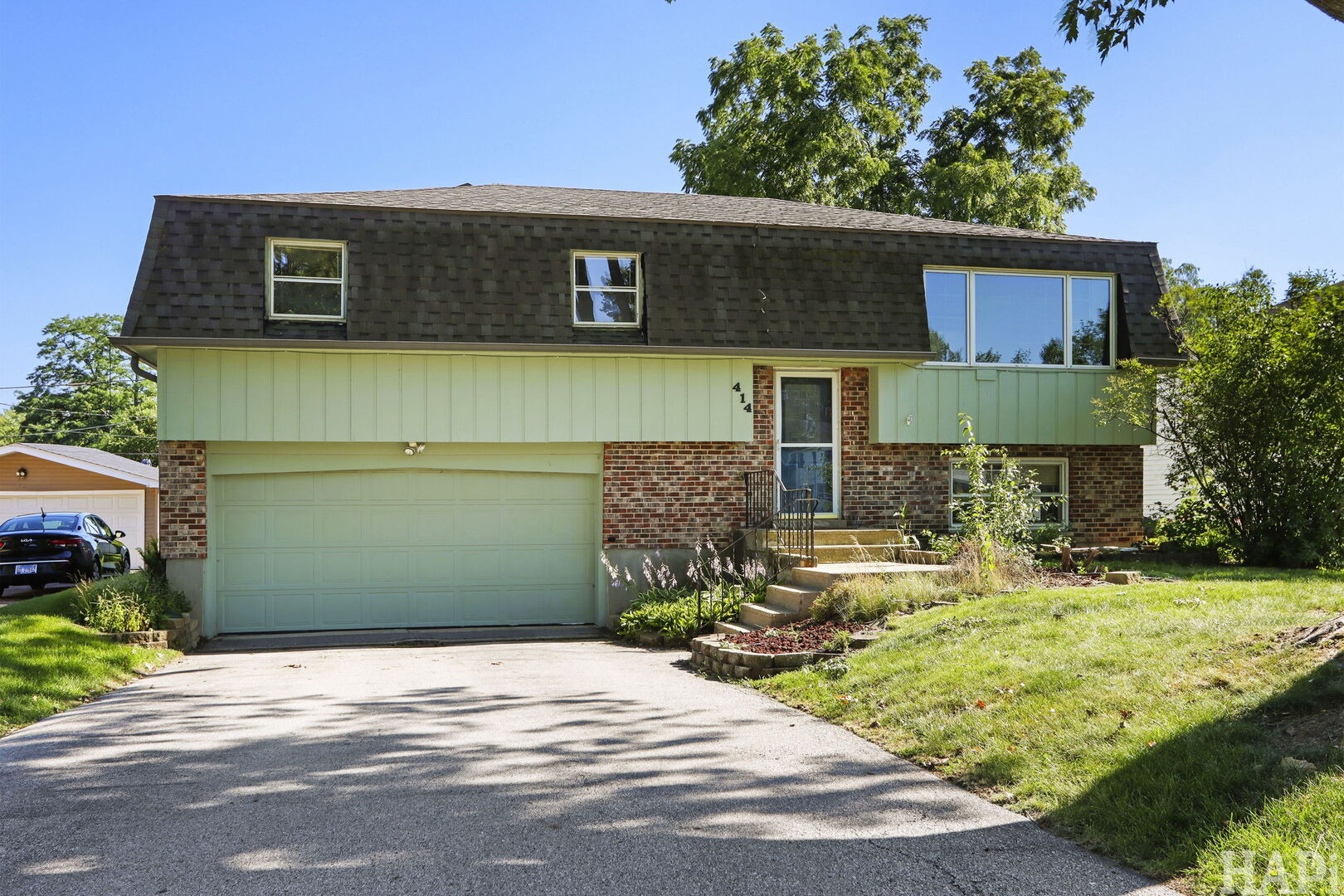 414 Cedar Street Property Photo 27