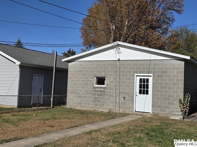 1431 Spruce Street Property Photo 32