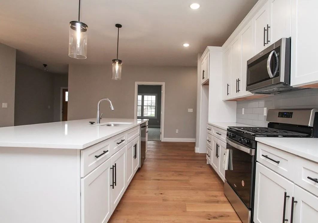 1 Saint Ivans Circle Property Photo 13