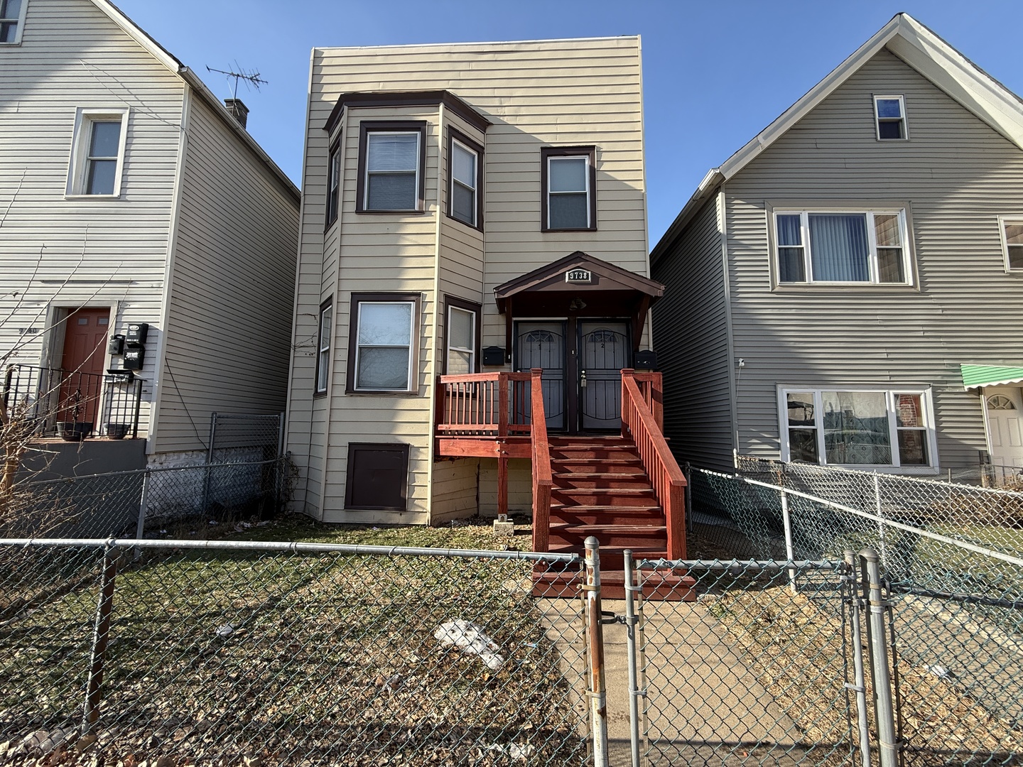 9738 S Avenue L 2 Property Photo 1