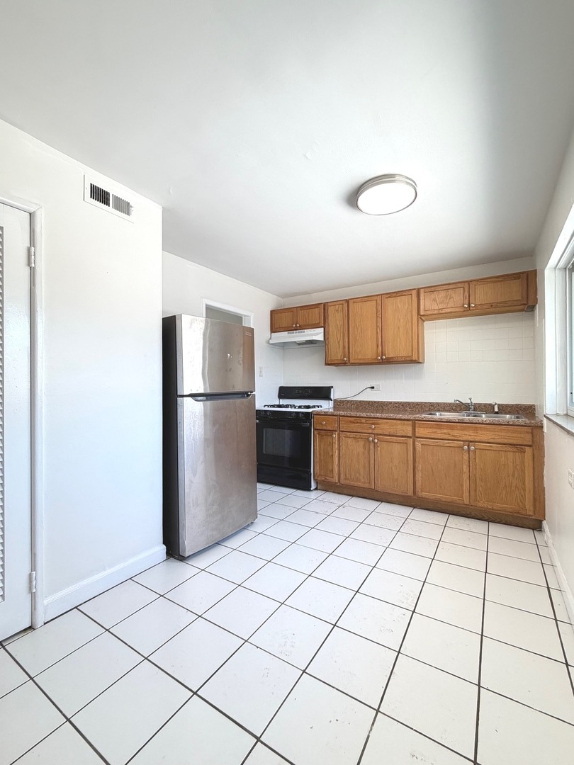 1469 Stanley Boulevard Property Photo 3