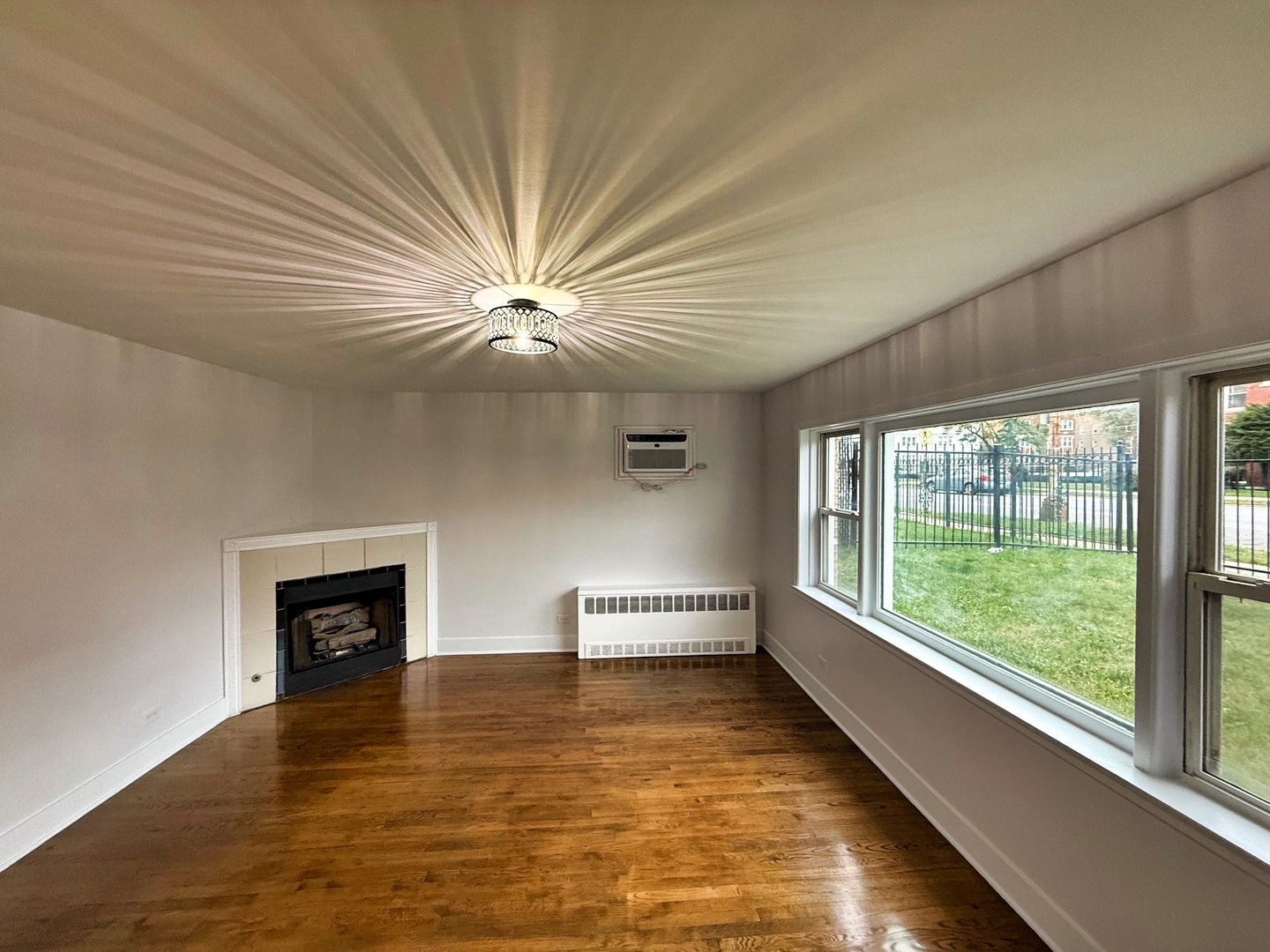 7718 S Jeffery Boulevard Gn Property Photo 13