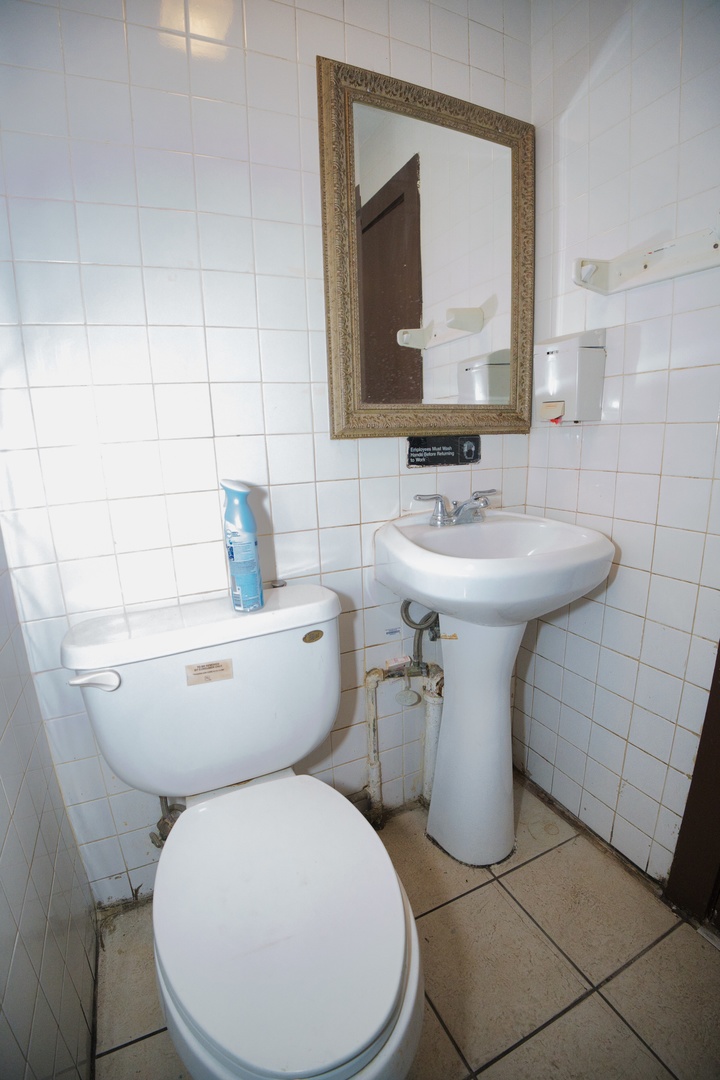 1140 W Taylor Street Property Photo 12