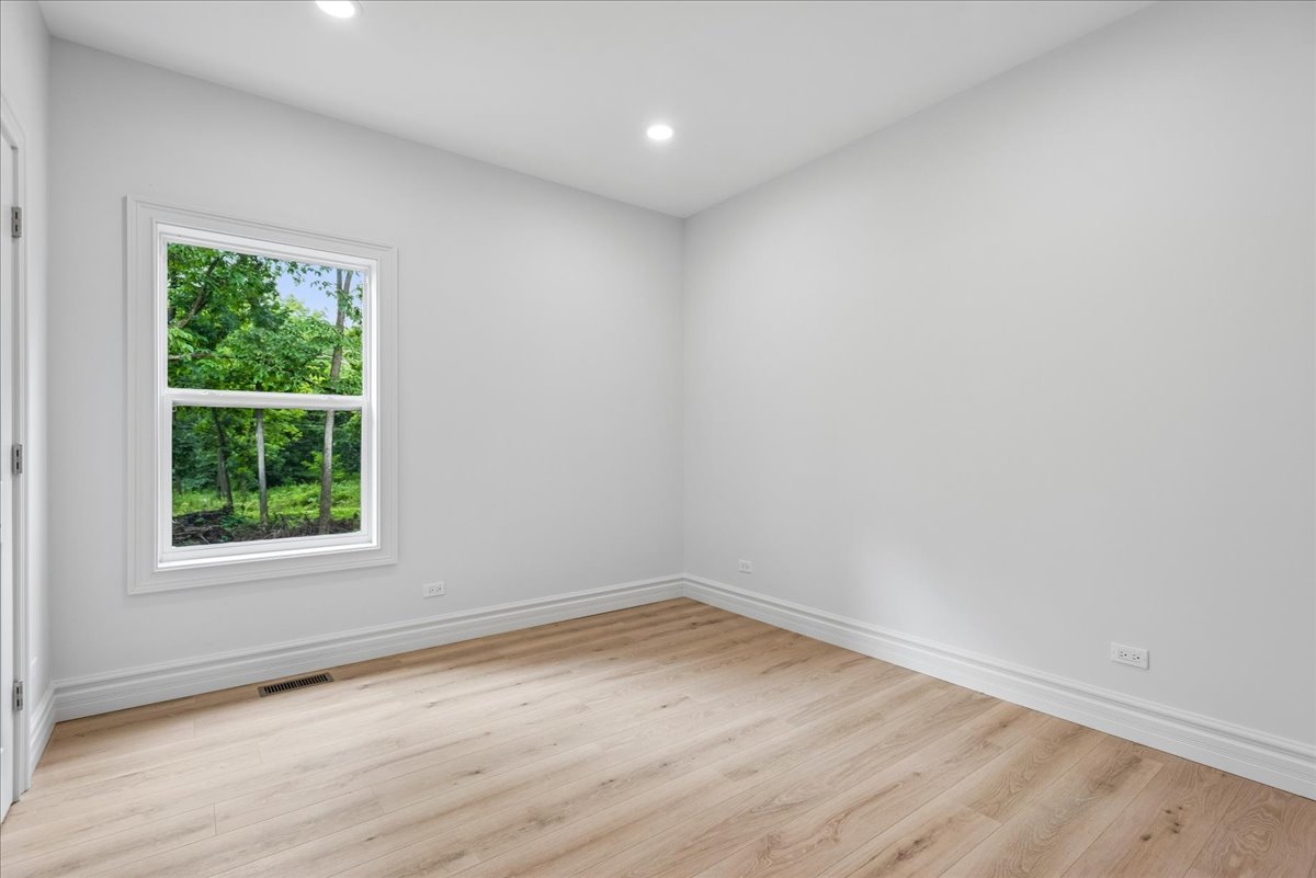 5615 Airdrie Court Property Photo 19