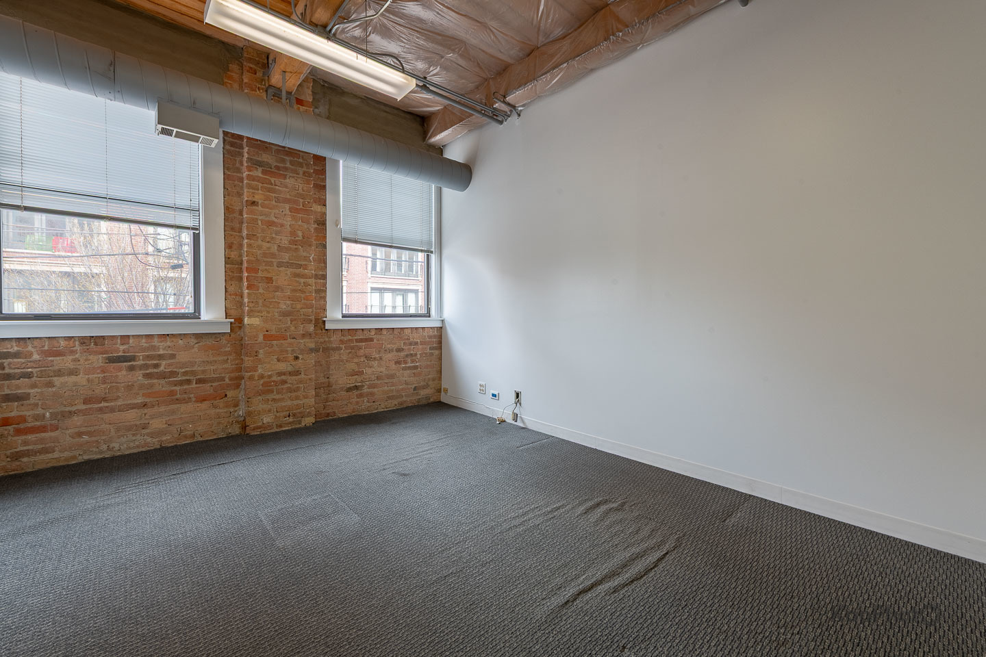 921 W Van Buren Street 2d Property Photo 4