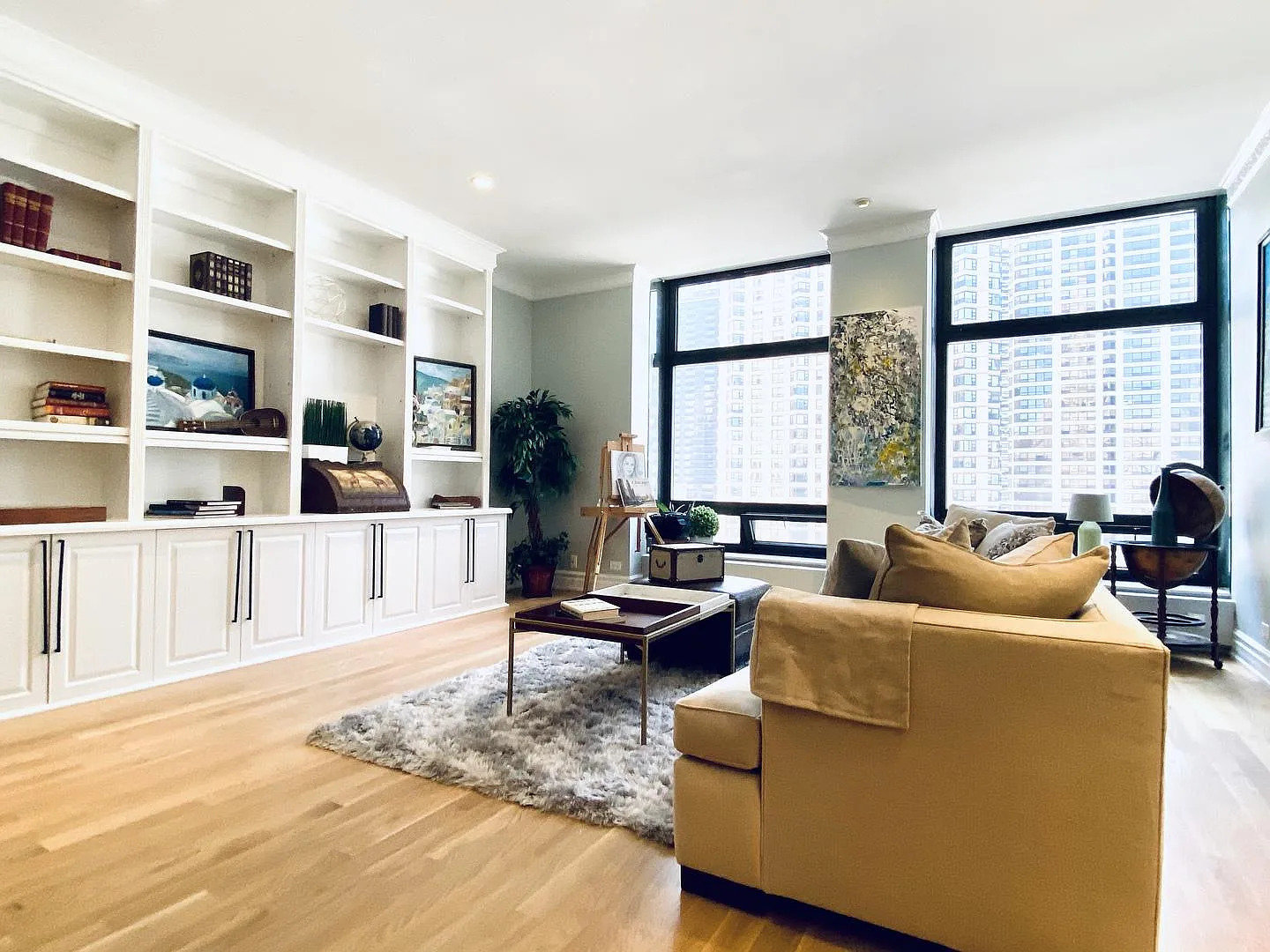 680 N Lake Shore Drive 1119 Property Photo 9