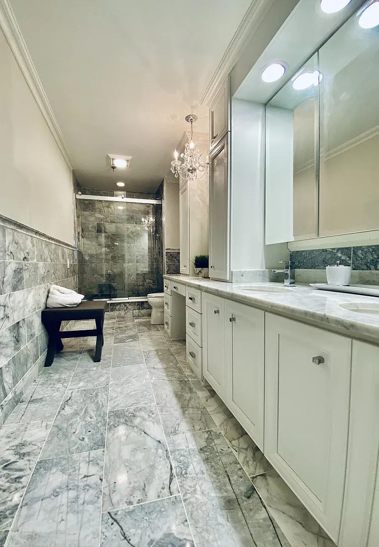 680 N Lake Shore Drive 1119 Property Photo 19