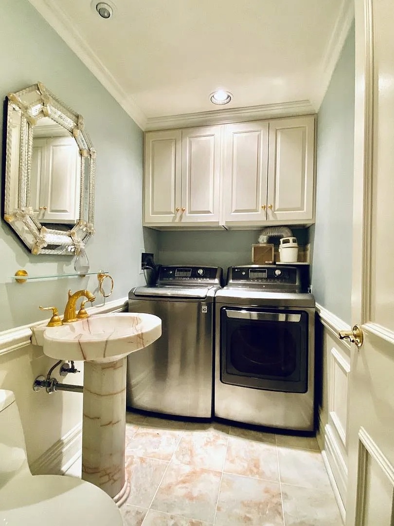 680 N Lake Shore Drive 1119 Property Photo 30
