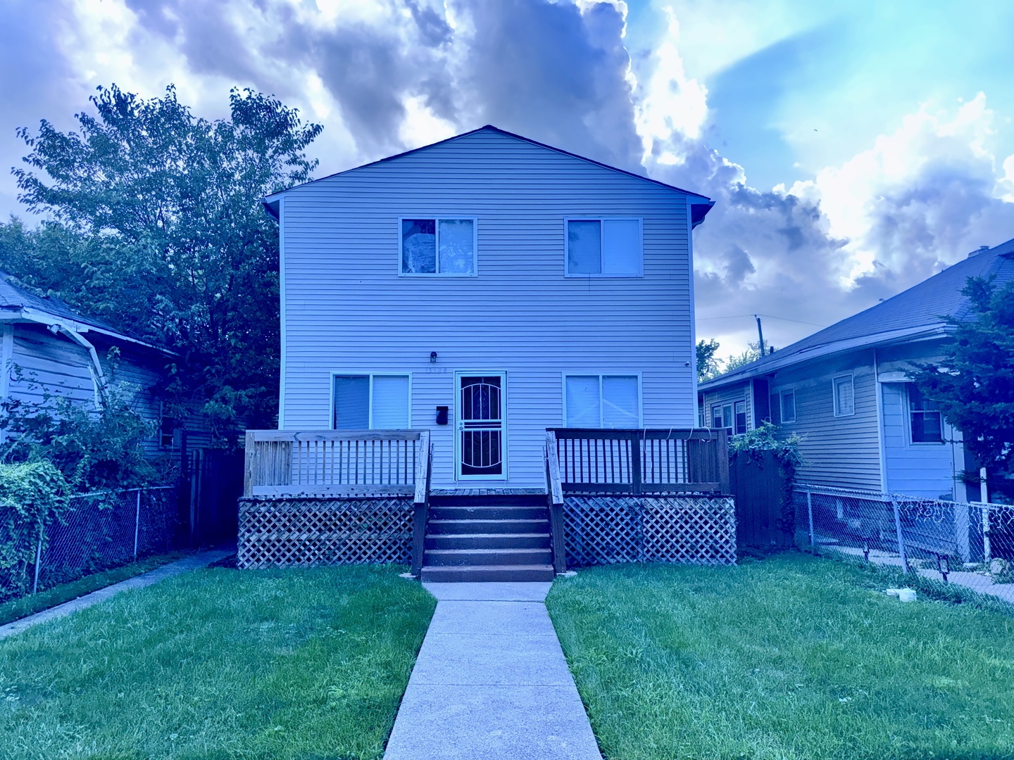 15128 Marshfield Avenue Property Photo 1