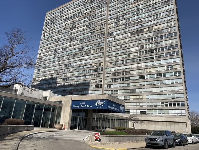 4800 S Chicago Beach Drive 804n Property Photo